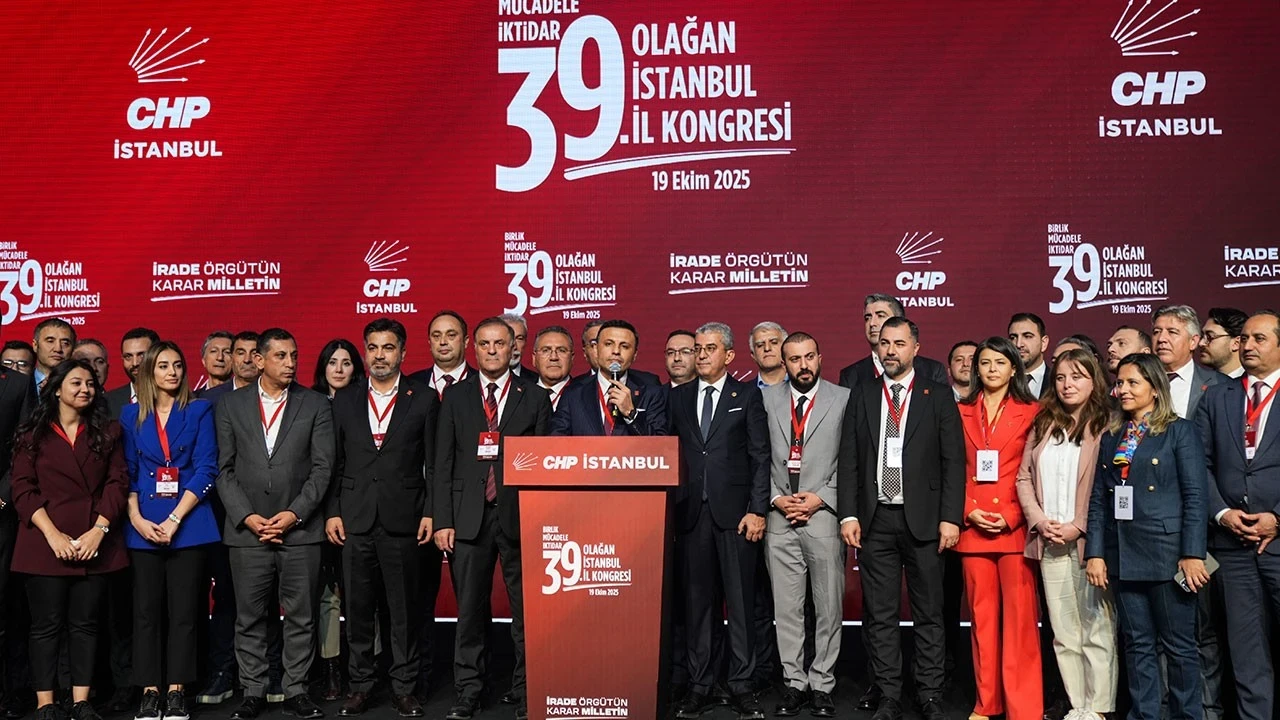 CHP İstanbul İl Kongresi tamamlandı: Özgür Çelik yeniden başkan