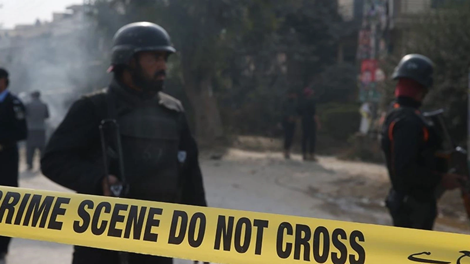 Pakistan'daki silahlı saldırıda 5 kişi hayatını kaybetti