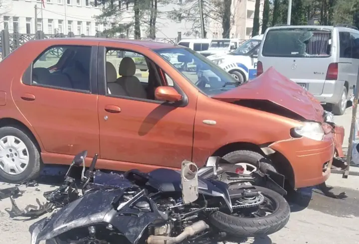 Motosiklet sürücüsünün öldüğü kaza kamerada