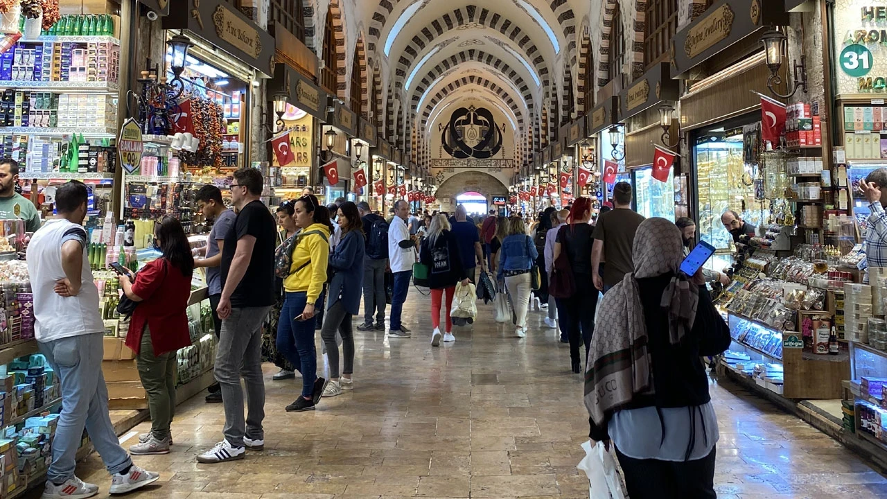 Kapalıçarşı'da 4'üncü dalga operasyon: 15 ilde 68 gözaltı