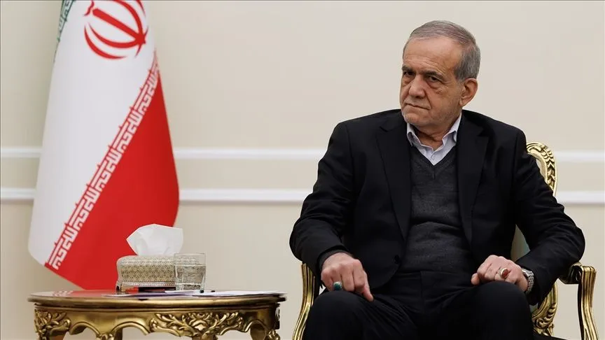 İran devlet televizyonu, Cumhurbaşkanı Pezeşkiyan'ın açılış programının yayınını kesti