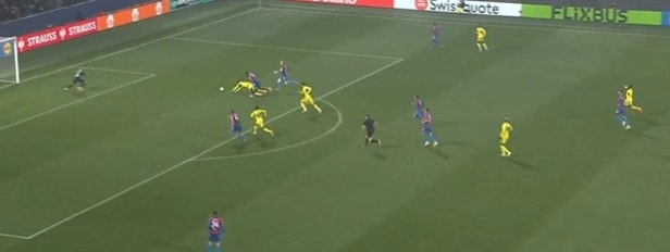 Viktoria Plzen-Fenerbahçe maçına damga vuran pozisyon