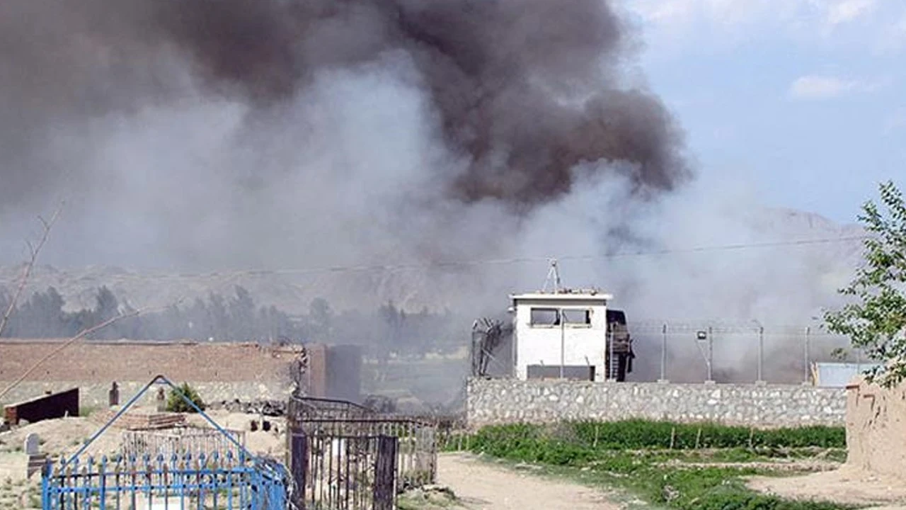 ABD basını: Pakistan, Afganistan'daki Bagram Hava Üssü'nü vurdu