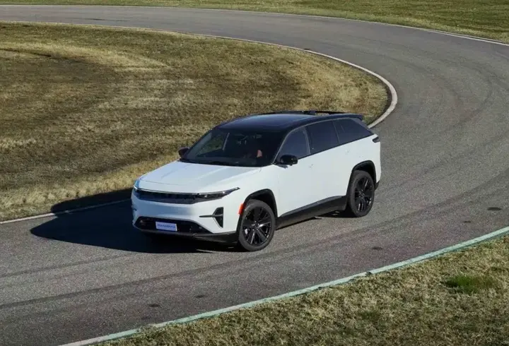 Stellantis “ Yeni Otonom Sürüş Teknolojisi STLA AutoDrive’ı” tanıttı