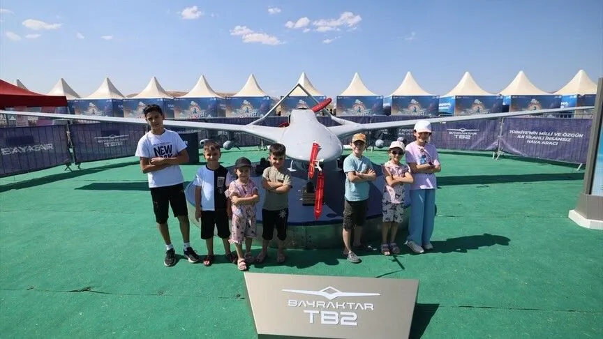 Bayraktar TB2, Siirt'teki "TEKNOFEST Savaşan İHA Yarışması"nda sergileniyor