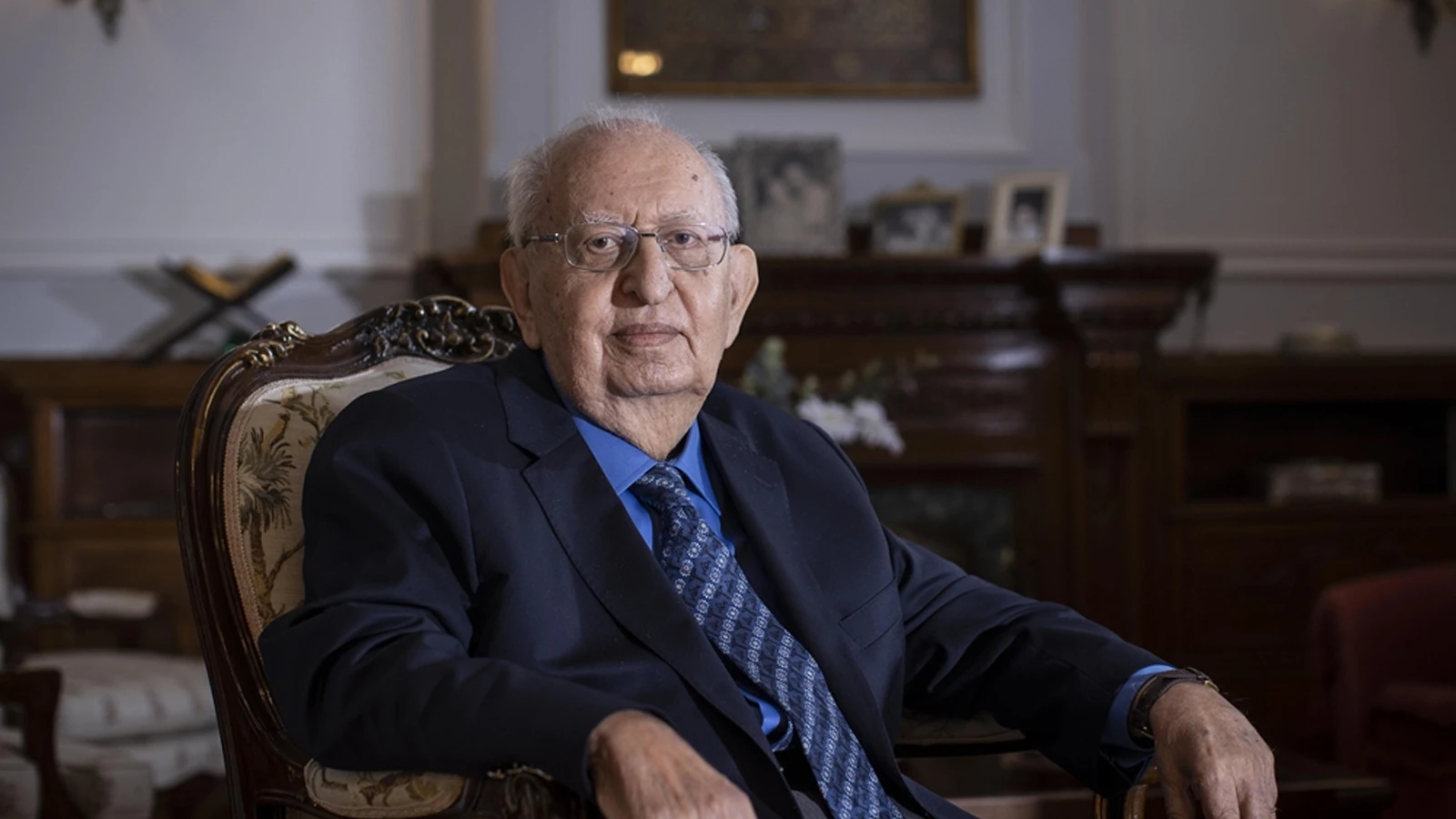 Eski TBMM Başkanı Hüsamettin Cindoruk hayatını kaybetti