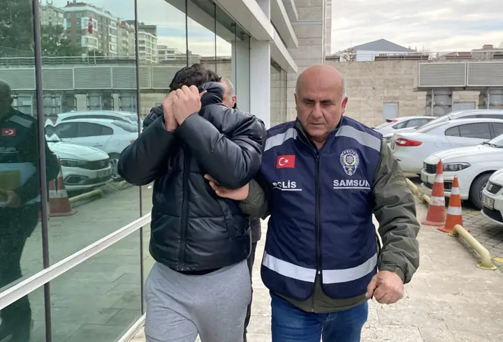 Eski kız arkadaşını darbettiği iddiasıyla gözaltına alındı