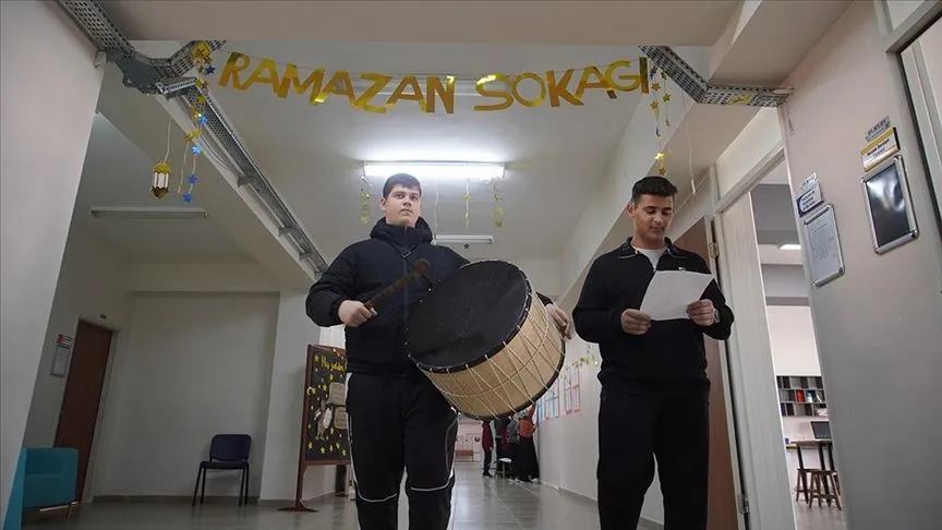 Edirne'de öğrenciler okullarında "Ramazan Sokağı" oluşturdu