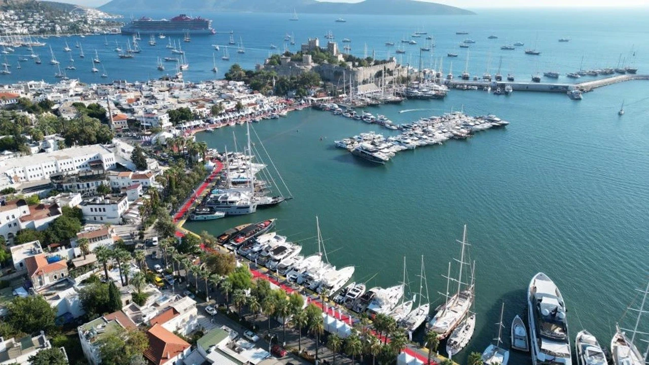Bodrum Boat Show başladı: 28,5 milyon Euroluk mega yat fuarın yıldızı oldu