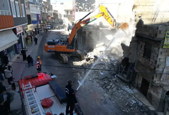 Şanlıurfa’da trafik sorununa yol genişletme çözümü