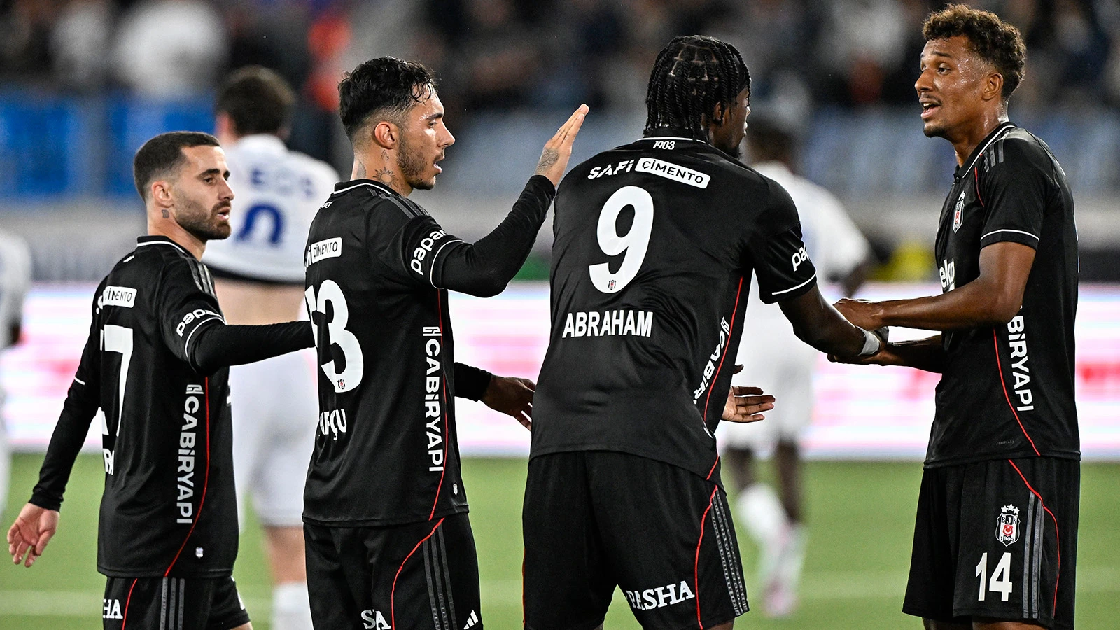 Beşiktaş, İsviçre'den tur için avantajla dönüyor