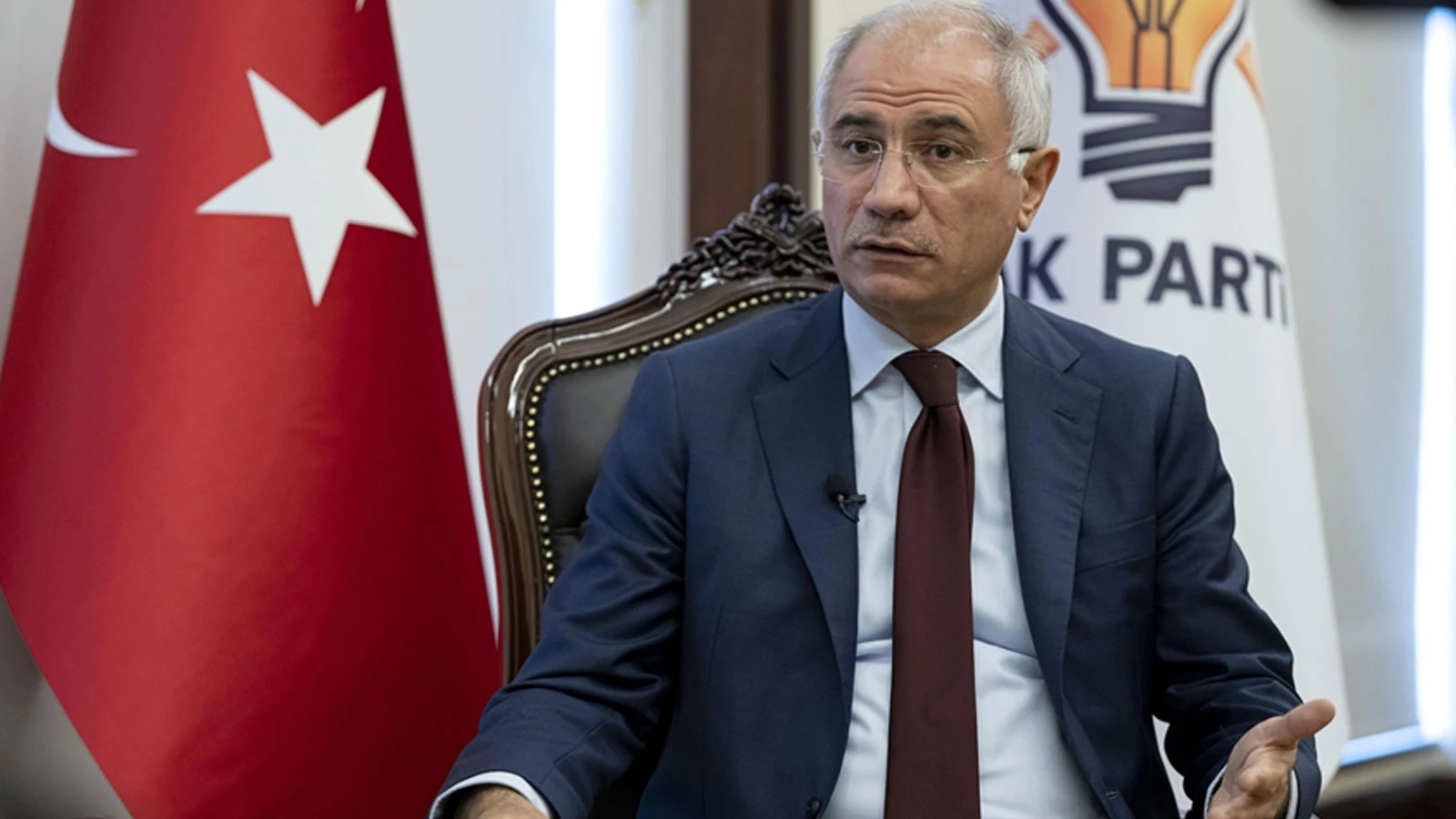 AK Parti'li Efkan Ala'dan, Özgür Özel'e 'Boykot' tepkisi