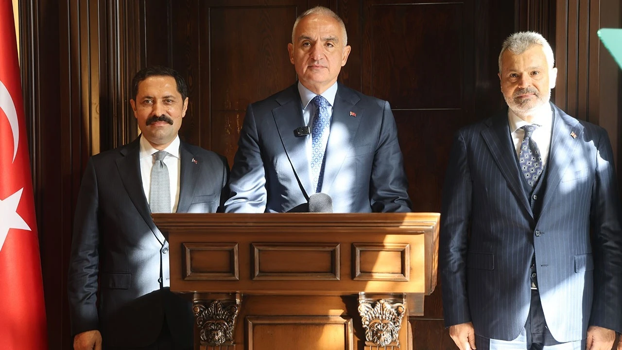 Bakan Ersoy: Deprem bölgesinde 63 restorasyon projesi tamamlandı