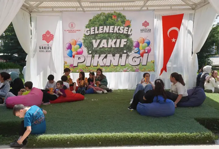 Edirne'de Vakıf Haftası kapsamında, geleneksel piknik düzenlendi 