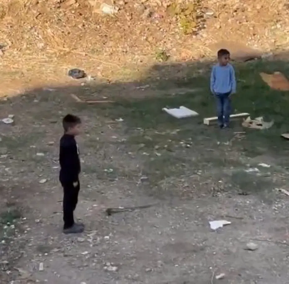 AFAD'dan Mersin'de siren testi: Oynayan çocuklar esas duruşa geçti