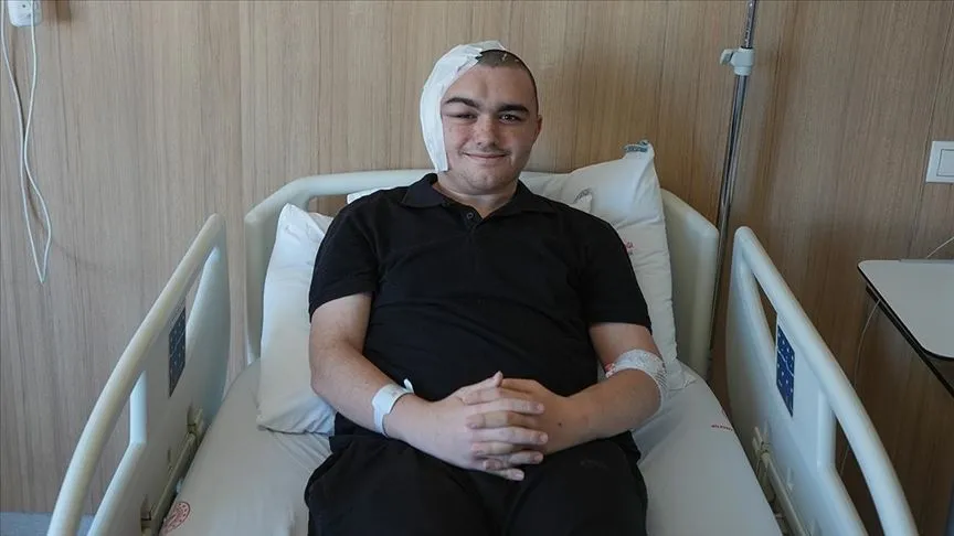 Moyamoya hastası Ömer Asaf, başarılı operasyonlarla hastalığını yendi