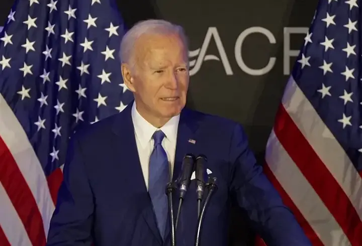 Biden aylar sonra ilk kez konuştu ve Trump’ı eleştirdi