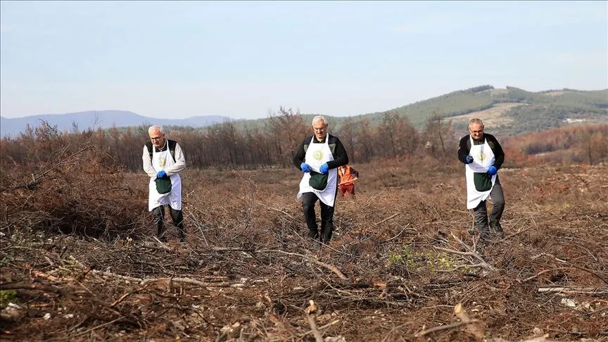 "Alev savaşçıları" bu kez fidan dikimi için sahada