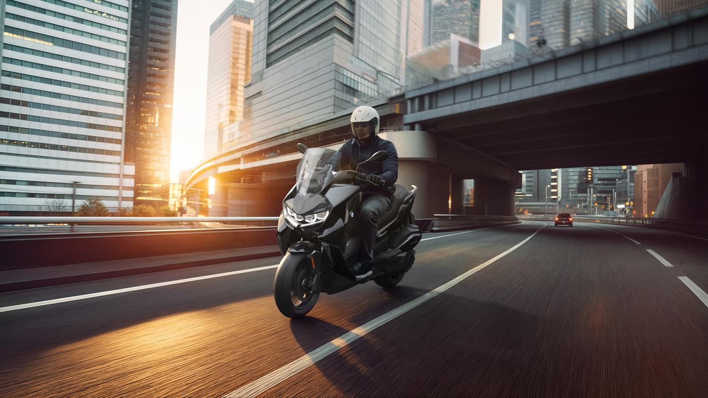 BMW C 400 GT ve BMW C 400 X Türkiye’de satışa sunuldu