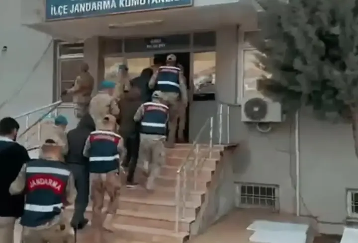 Diyarbakır'da uyuşturucu operasyonu: 25 gözaltı