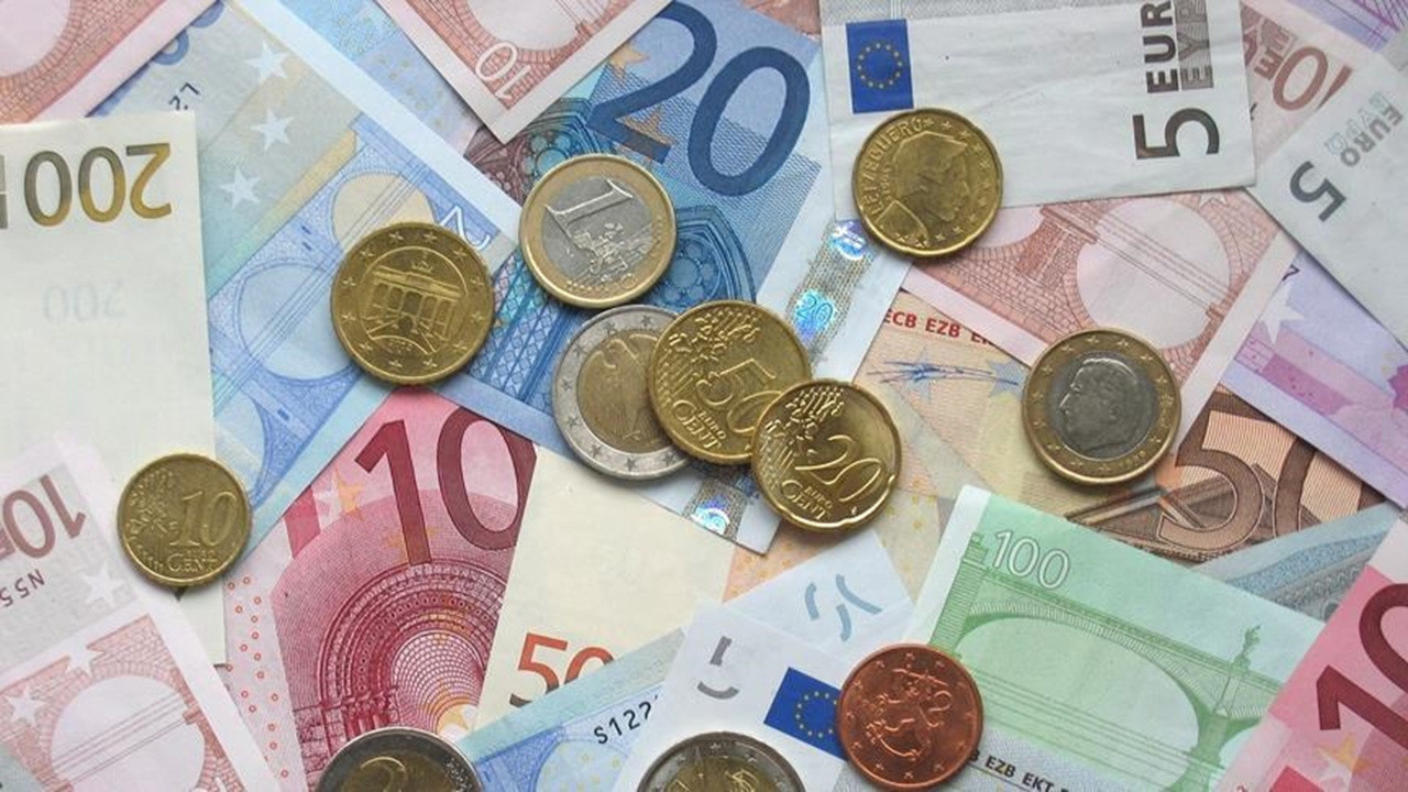 Euro Bölgesi'nin mart ayı enflasyonu açıklandı