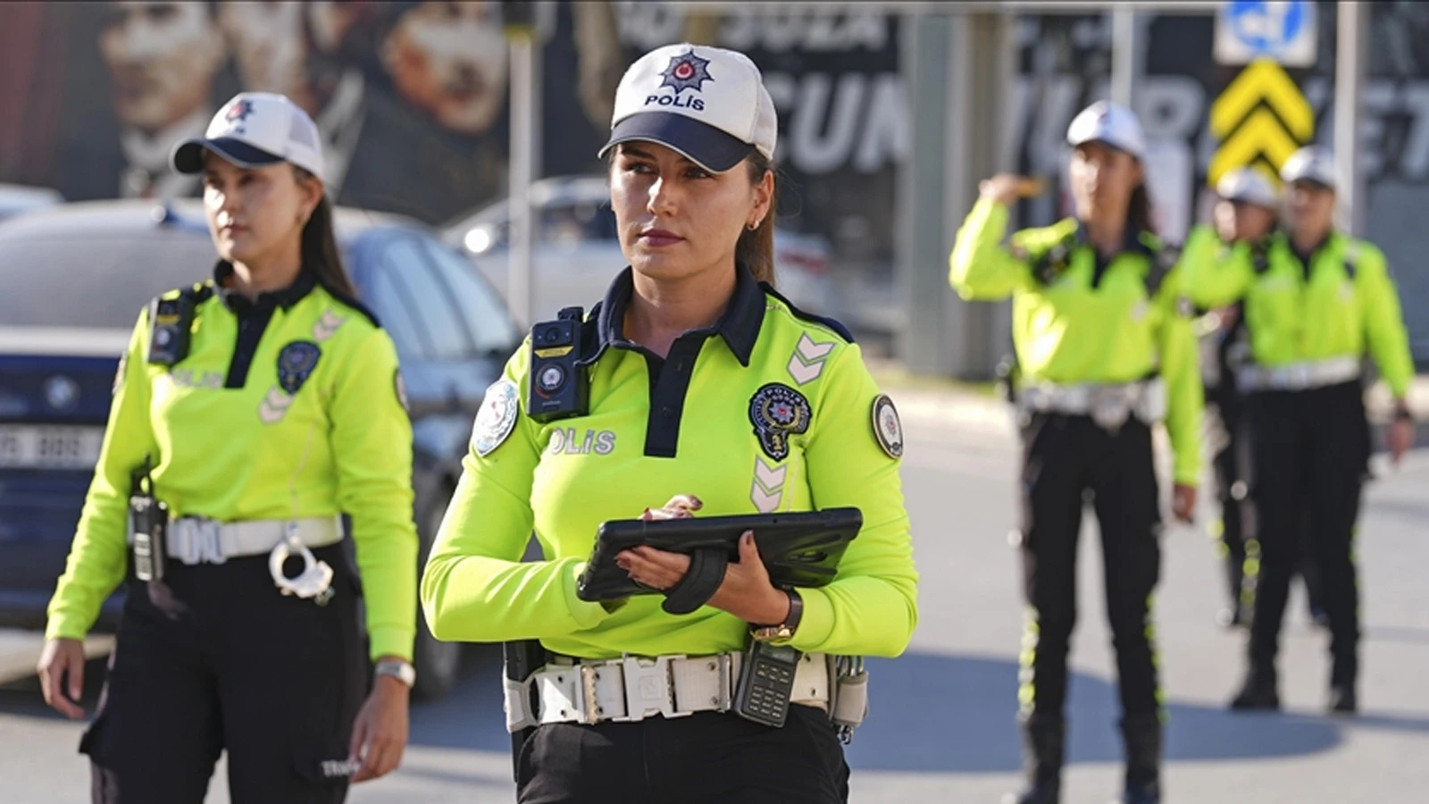 Trafik cezalarında yenilik: Bunları yapan yandı! Hapis cezası yolda...