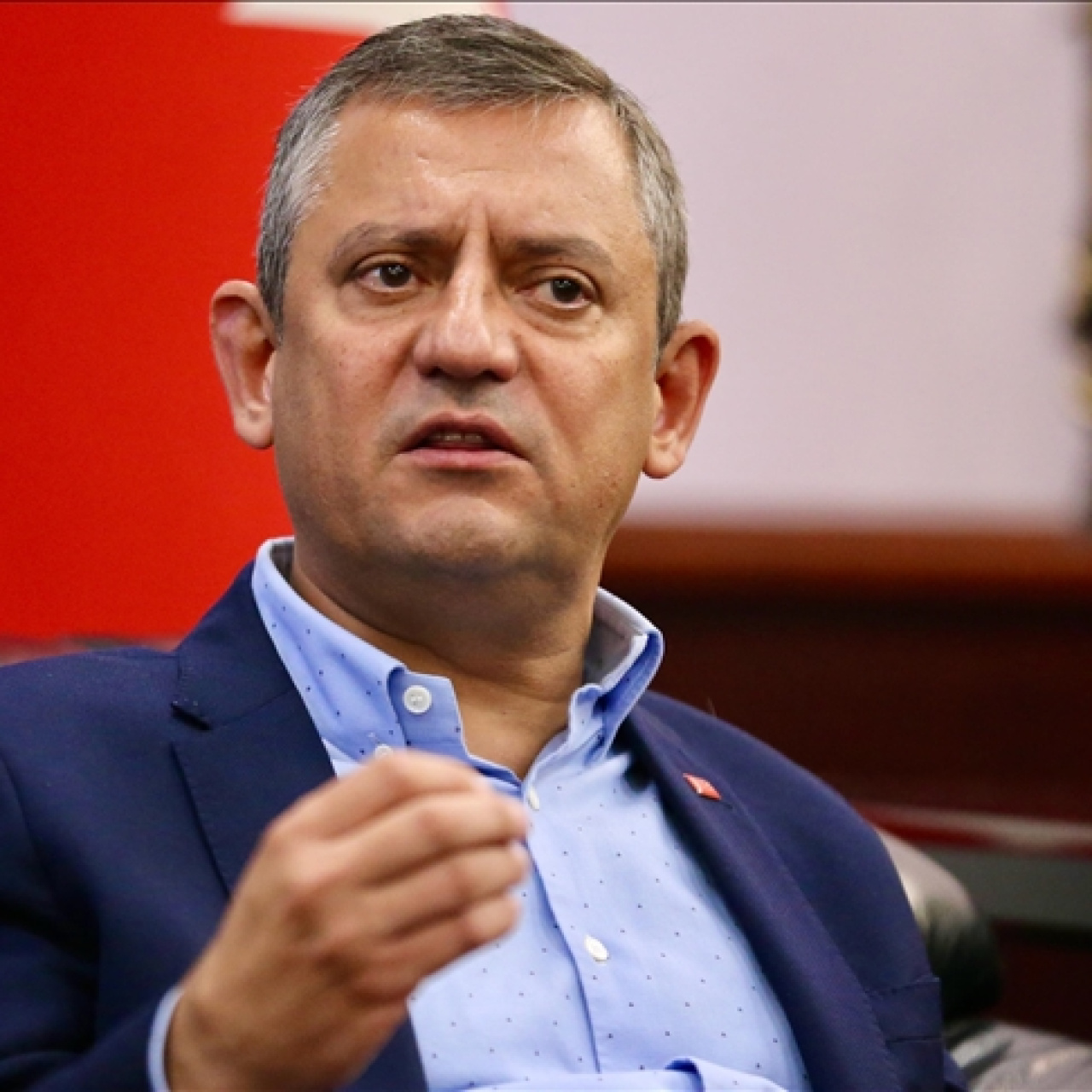 Özel, Hüsamettin Cindoruk'un sağlık durumu hakkında bilgi aldı