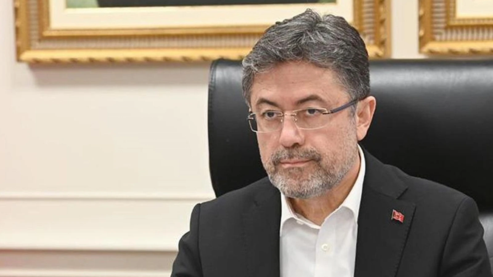Bakan Yumaklı orman yangınlarına ilişkin son durumu açıkladı
