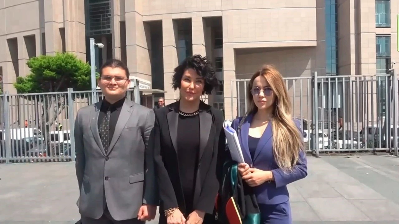 Eski manken Deniz Akkaya'ya 2 yıl hapis cezası!