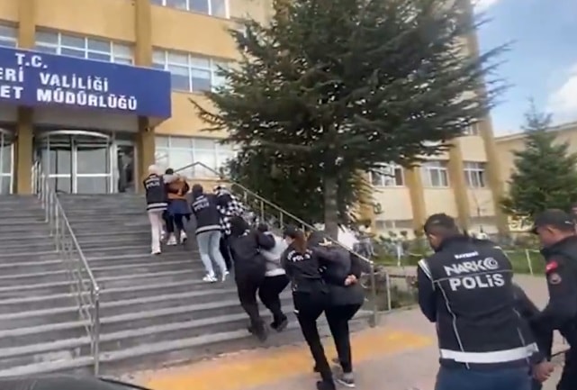 Kayseri’de uyuşturucu operasyonu: 22 kişi tutuklandı