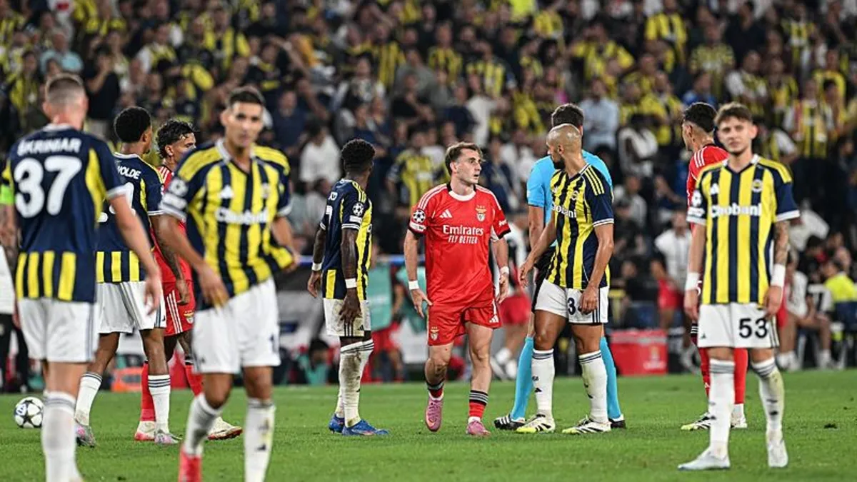 Spor yazarları Fenerbahçe - Benfica maçını değerlendirdi