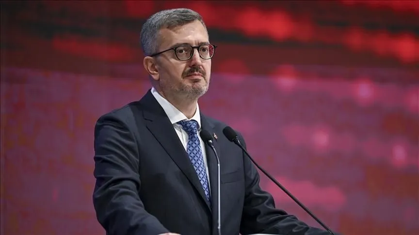 İletişim Başkanı Duran'dan Azerbaycan Bağımsızlık Günü paylaşımı