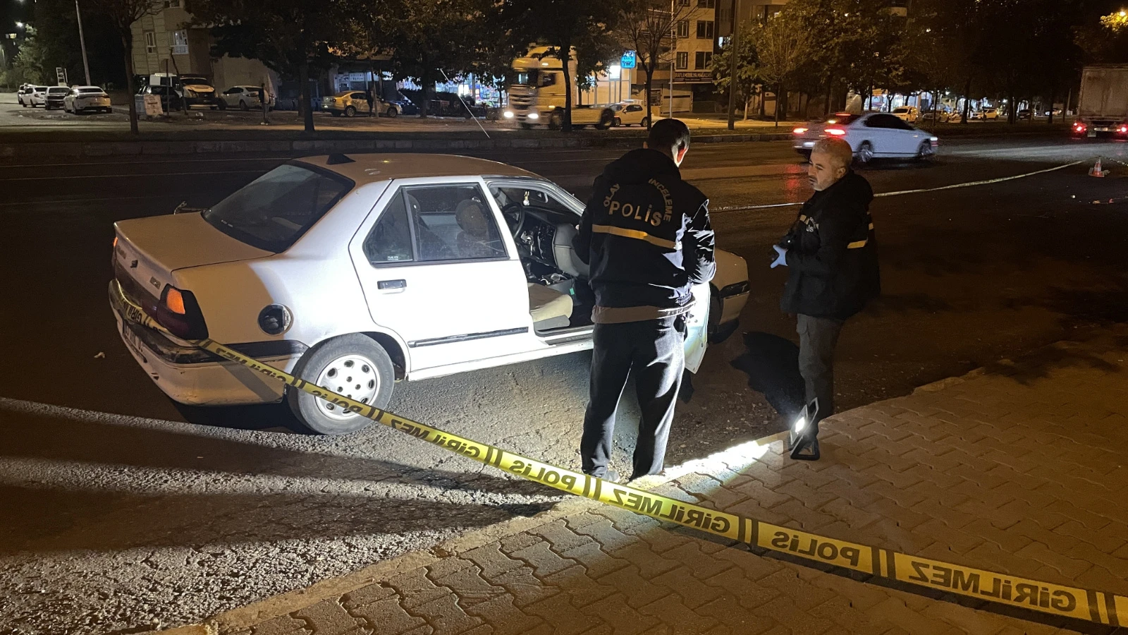 Şanlıurfa'da otomobilin çarptığı yaya can verdi