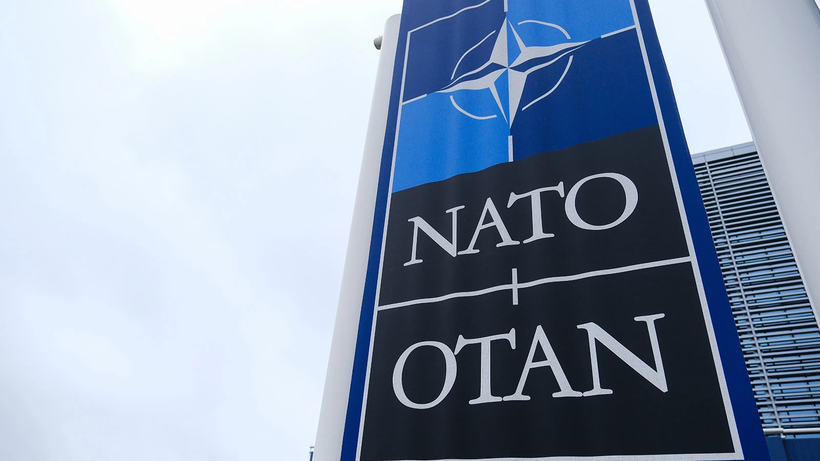 Savaşın gölgesinde NATO Liderler Zirvesi Lahey'de başlıyor