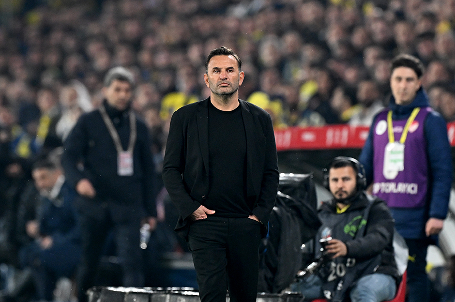 Okan Buruk maç sonu Jose Mourinho ile yaşananları anlattı