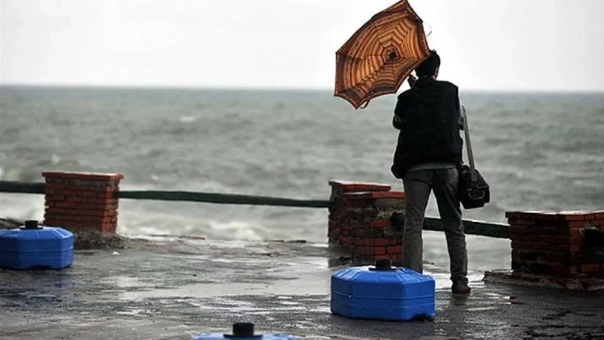 Yarın okullar tatil mi? 15 Ekim Perşembe İstanbul'da okul yok mu? Kocaeli, Sakarya Valilik kararları ne?
