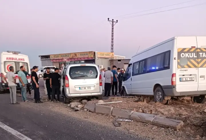 Mardin'de zincirleme trafik kazası: 9 kişi yaralandı