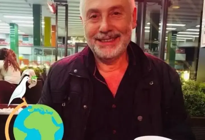 Kardeşinin cenazesinde kalp krizi geçiren kadın, hayatını kaybetti