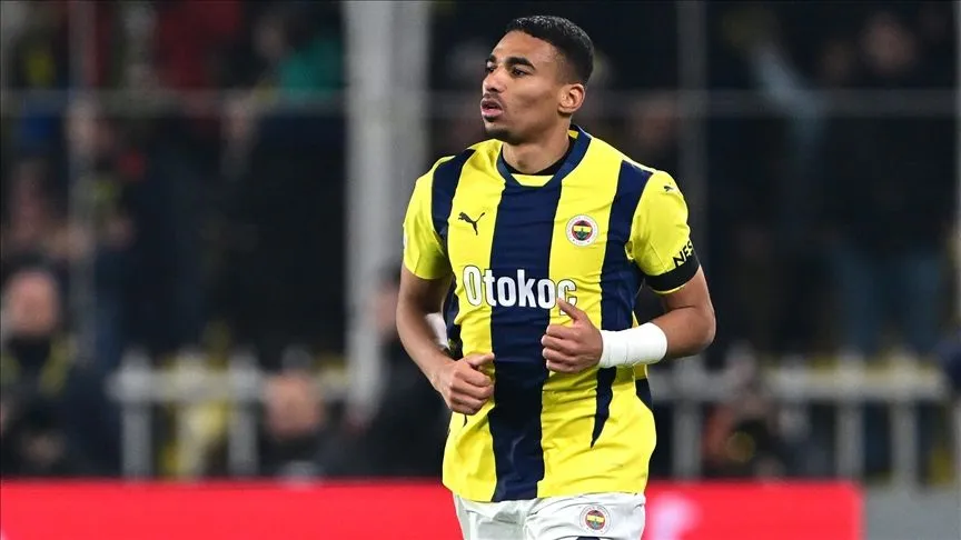 Fenerbahçeli futbolcu Alexander Djiku, Spartak Moskova'ya transfer oldu
