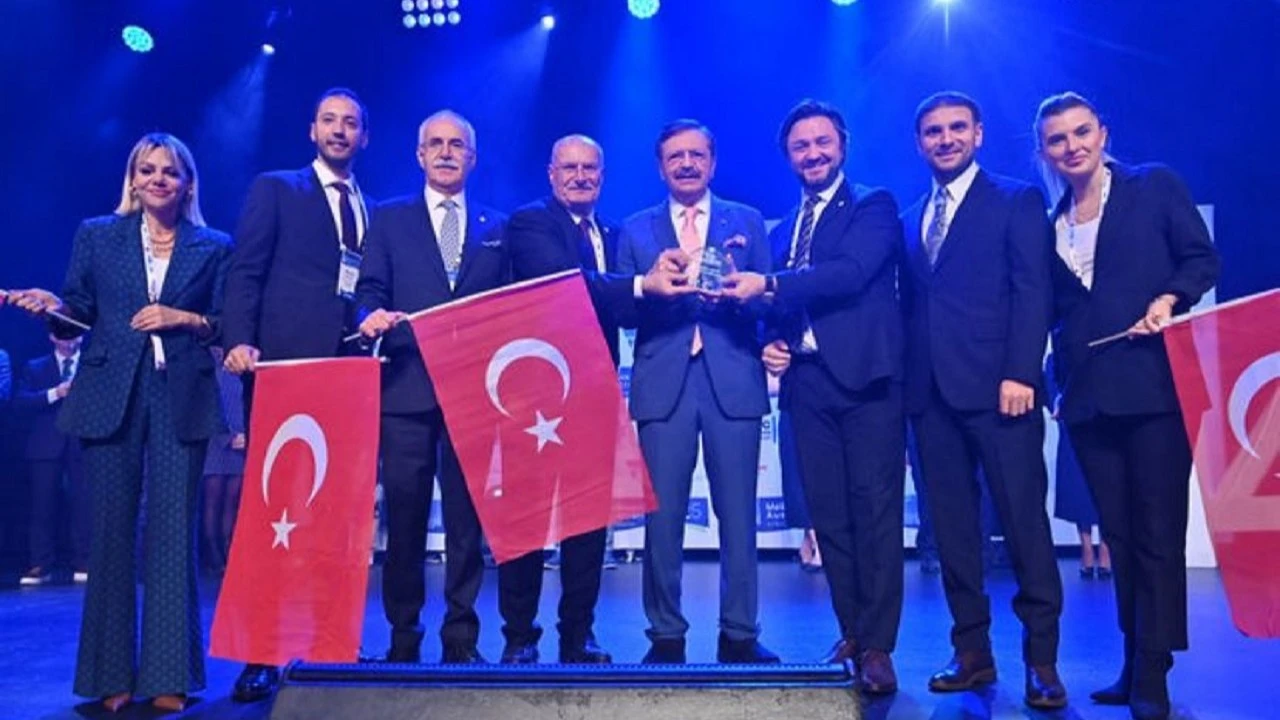Ankara Ticaret Odası, ATONET Akıllı Asistan projesiyle dünya şampiyonu oldu