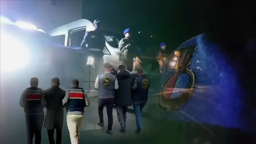 FETÖ'ye yönelik 32 ildeki operasyonlarda 41 şüpheli tutuklandı