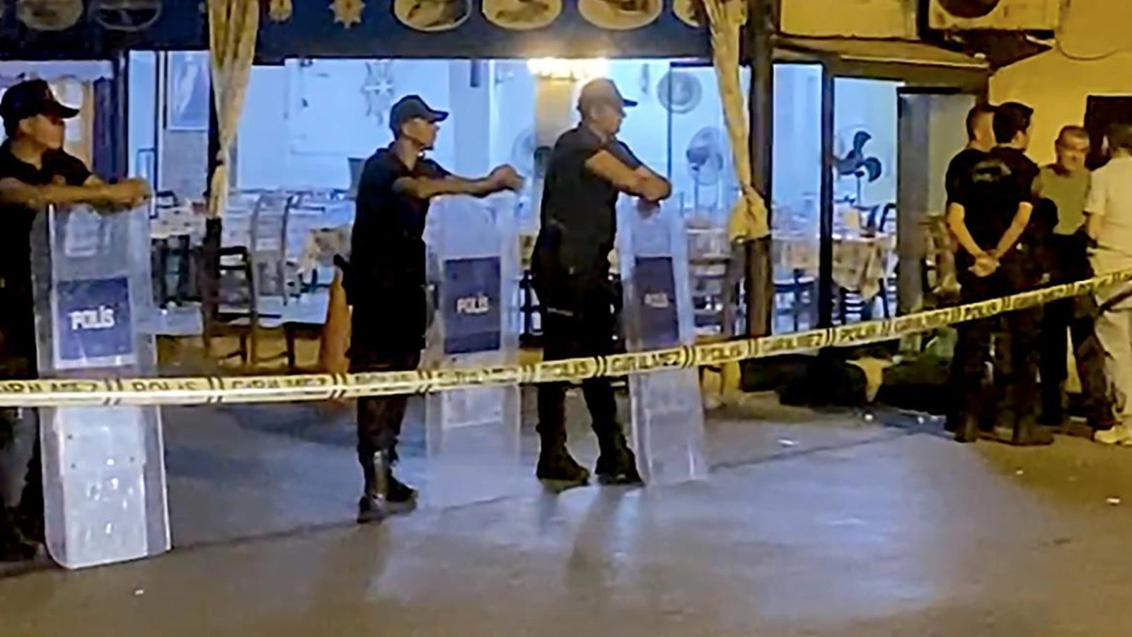 Restoranda 'hesap' tartışmasında kan aktı: 1'i ağır 7 yaralı