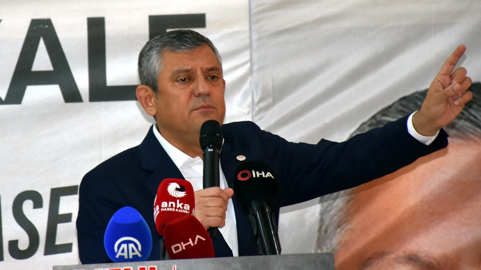Yeni Parti Genel Başkanı Özel: Biz Geçmişin Kavgasını Bitirmeye Kararlıyız