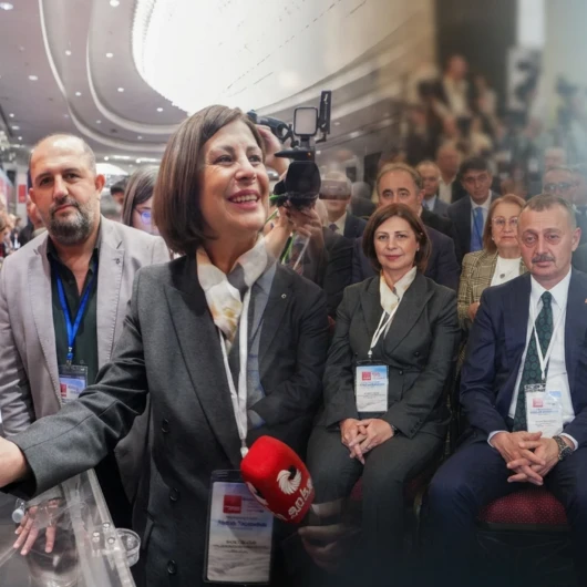 Tbb Başkanvekilliğine Eskişehir Büyükşehir Belediye Başkanı Ayşe Ünlüce Seçildi