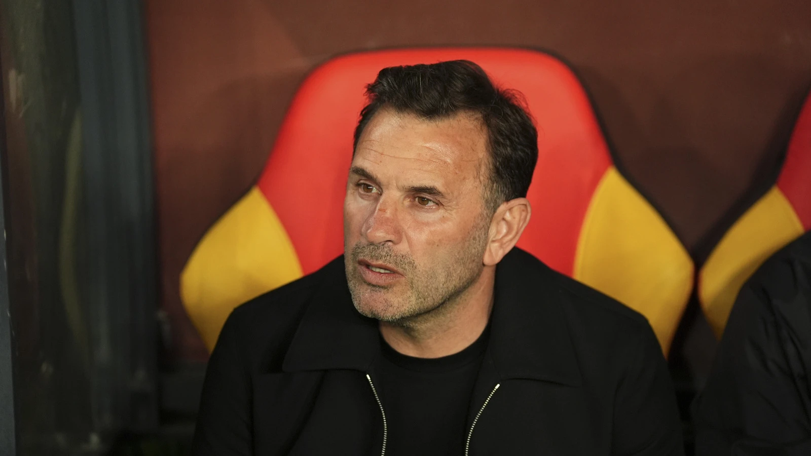 Okan Buruk gazetecinin ismini verdi: İçeride hainler var