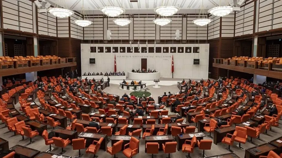 Özgür Özel dahil 7 vekilin dokunulmazlık dosyası Meclis'te