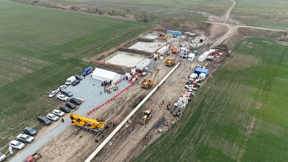 Kalyon İnşaat, doğalgaz boru hattı projesinde Tuna Nehri geçişini tamamladı