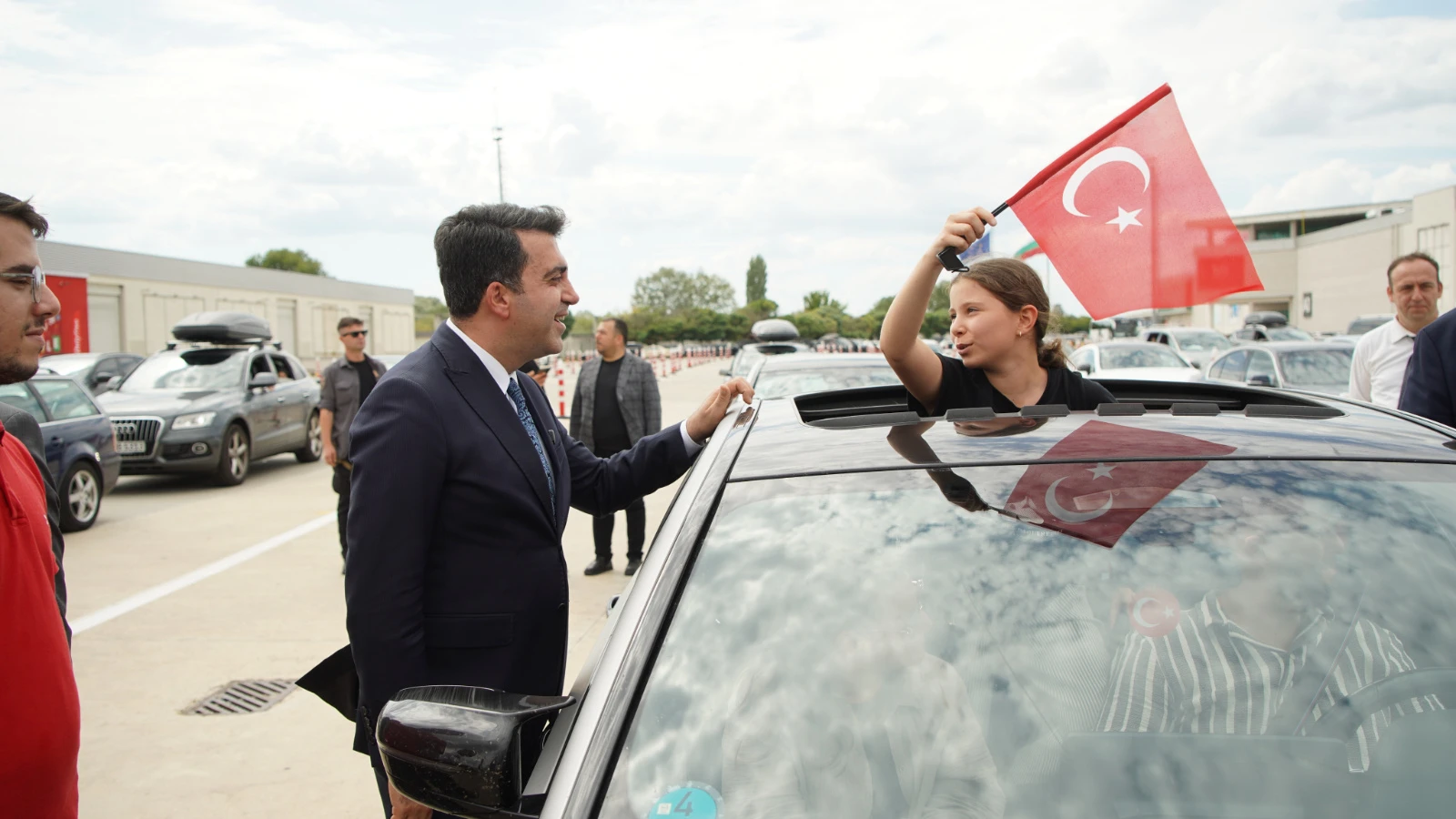 YTB, yurt dışında yaşayan Türklere yönelik çalışmalarını sürdürüyor