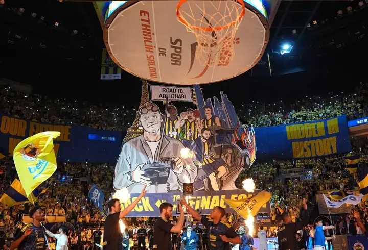 Fenerbahçe Beko, Paris serisine galibiyetle başladı! Ataşehir'de inanılmaz atmosfer...