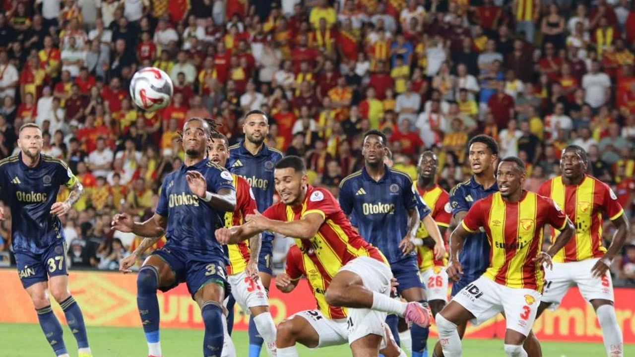 İzmir'de kartlar havada uçuştu! Göztepe 0-0 Fenerbahçe